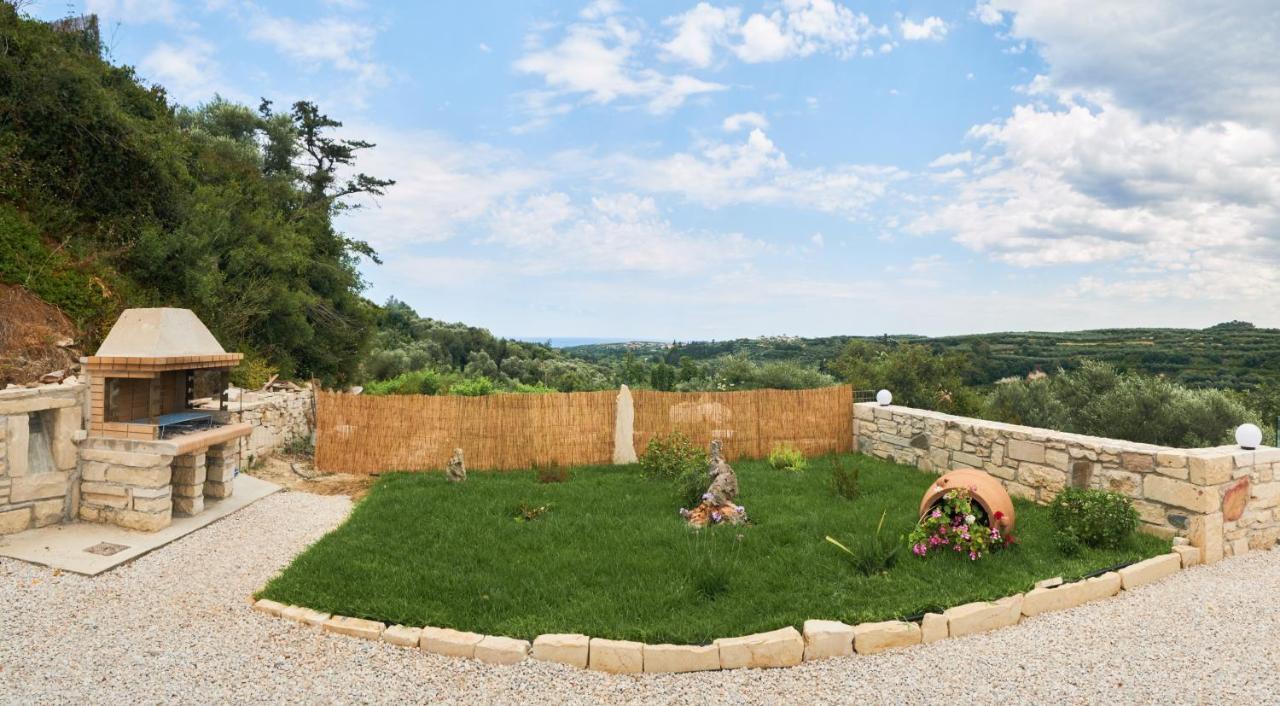 Villa Olive Valley Loutraki  Екстер'єр фото