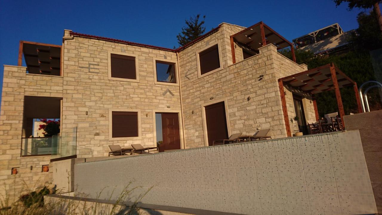 Villa Olive Valley Loutraki  Екстер'єр фото