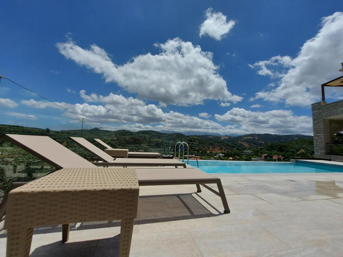 Villa Olive Valley Loutraki  Екстер'єр фото