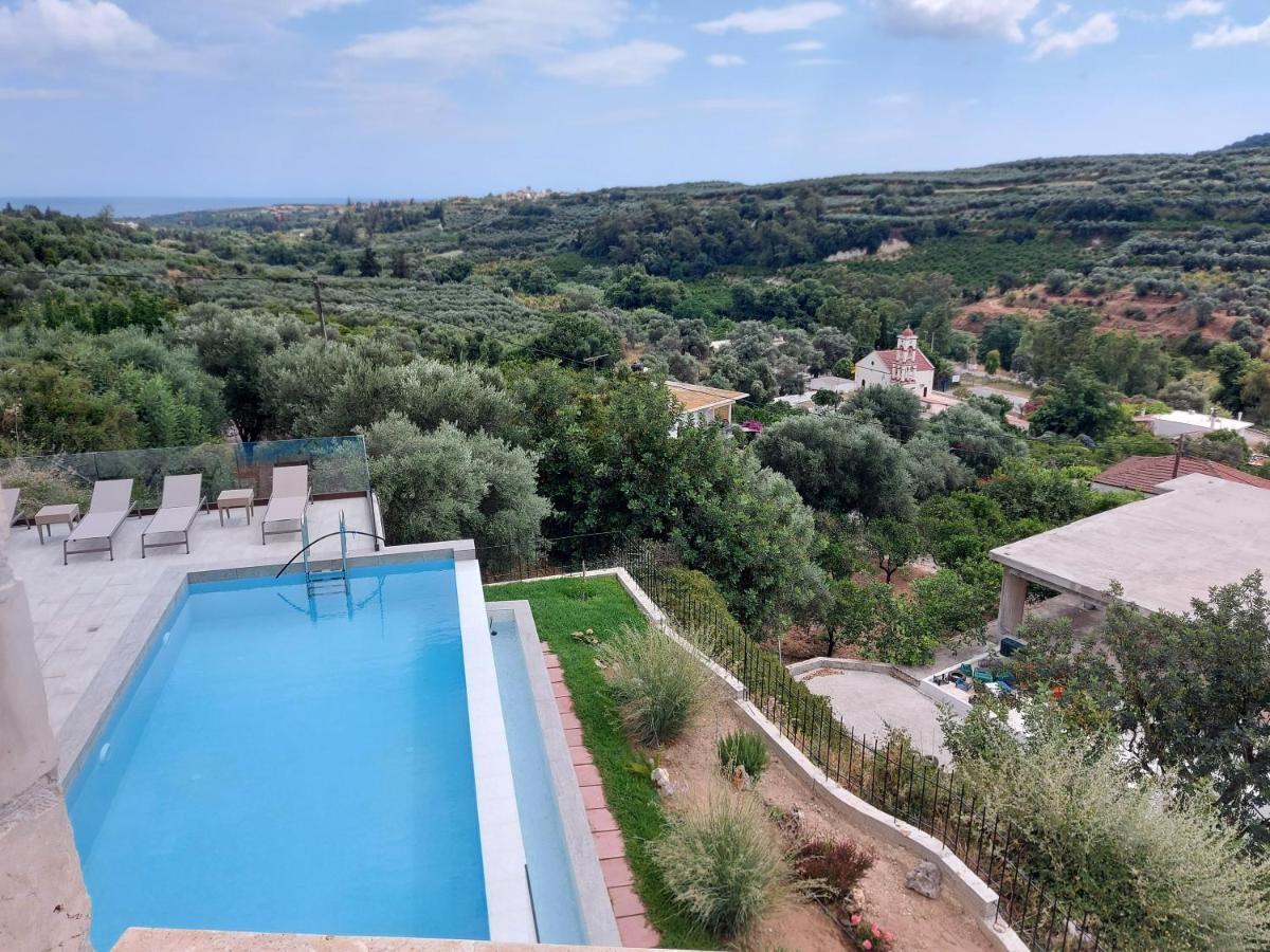 Villa Olive Valley Loutraki  Екстер'єр фото
